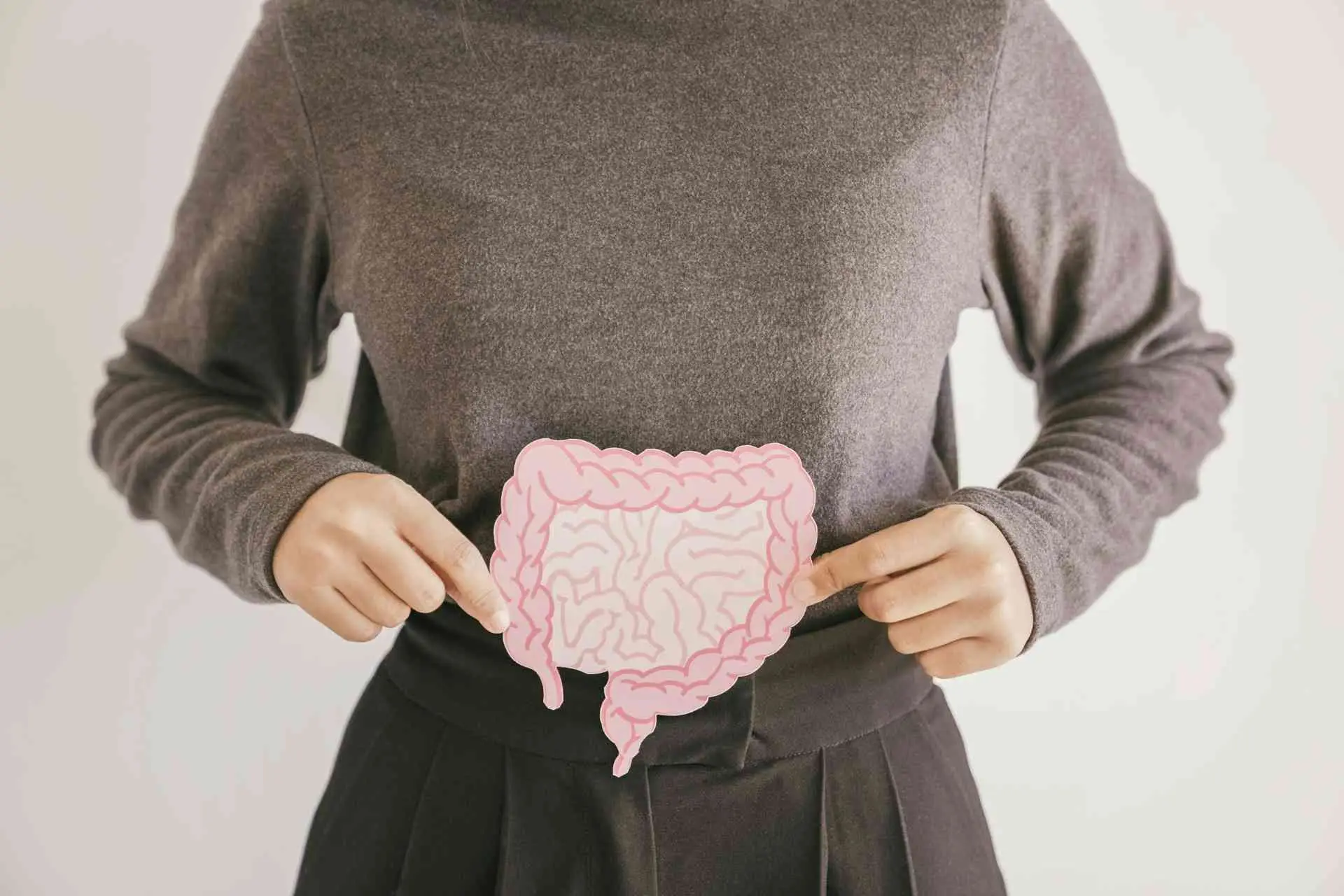 Scopri quali frutti aiutano a depurare l’intestino in modo naturale: benefici, curiosità e consigli per il benessere quotidiano