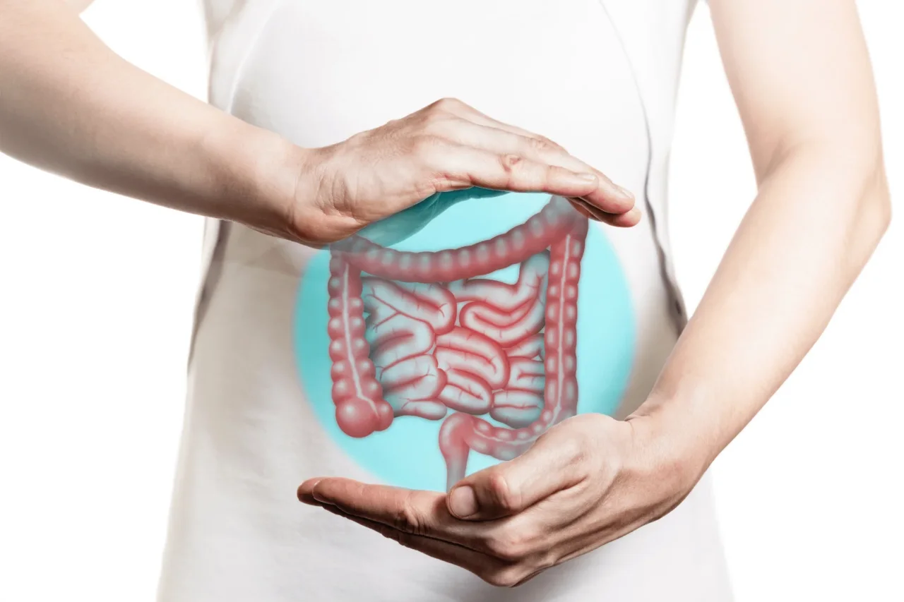 Vuoi una digestione più facile? Prova la routine serale che aiuta contro il gonfiore