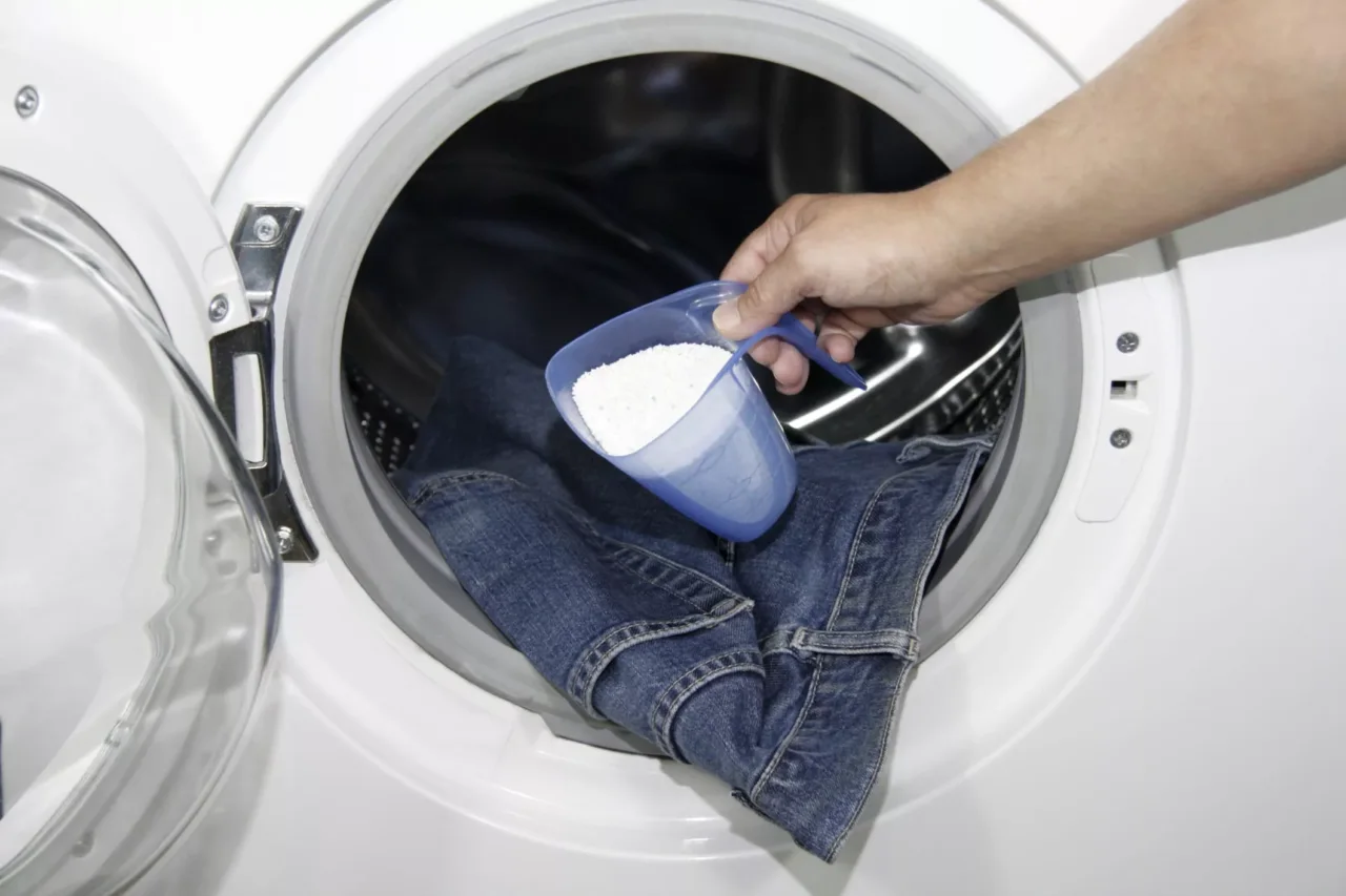 Attenzione a dove metti il detersivo in polvere: il trucco per un bucato perfetto