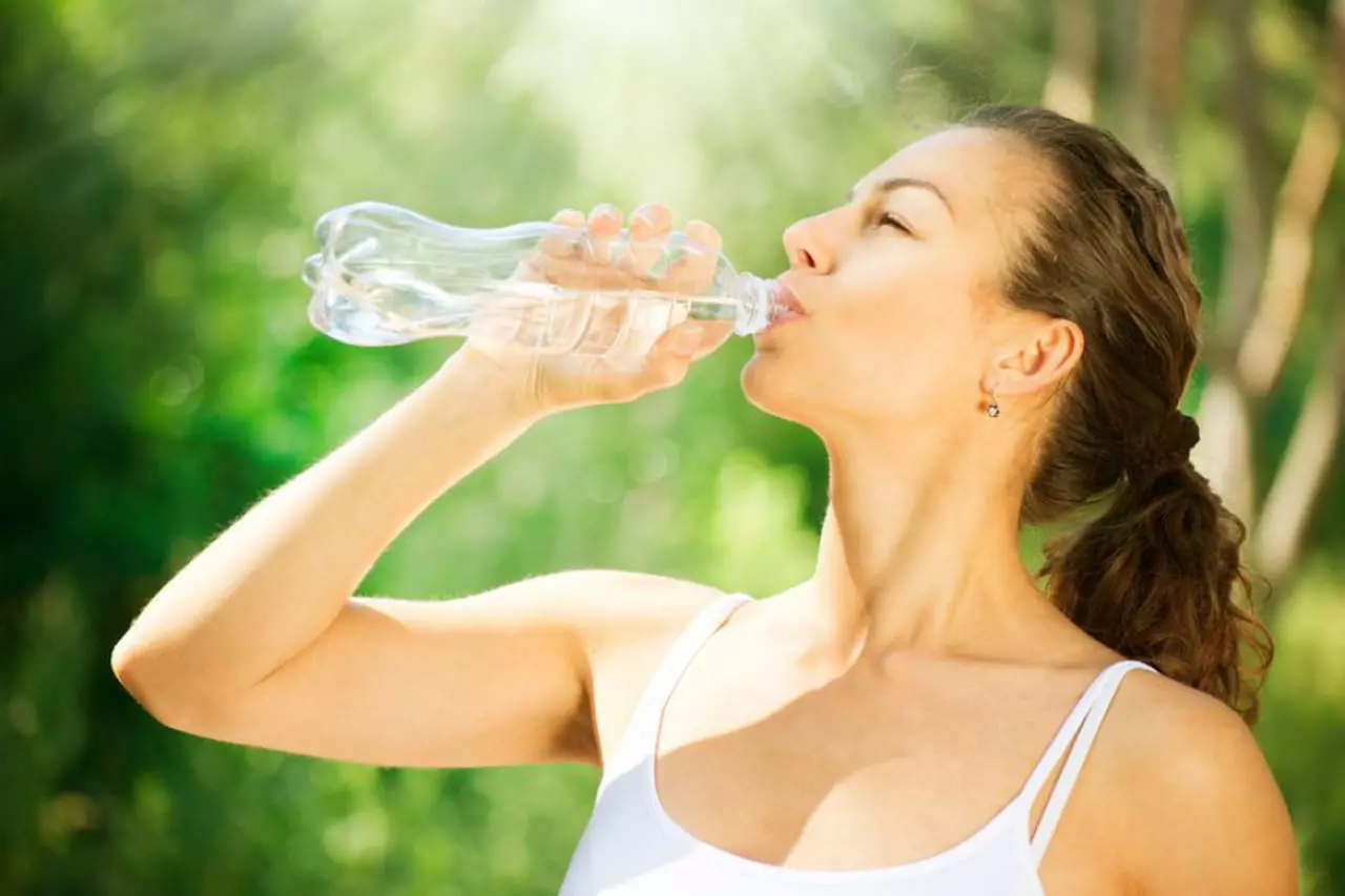 Non sottovalutare questi sintomi quando fa caldo: l’afa può uccidere